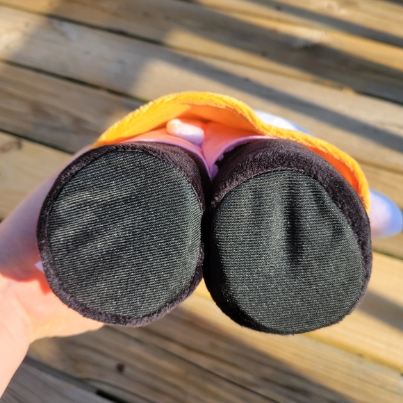 NEW Halloween 2024 Pumpkin Hello Kitty Side Stepper - Picture 4 of 5